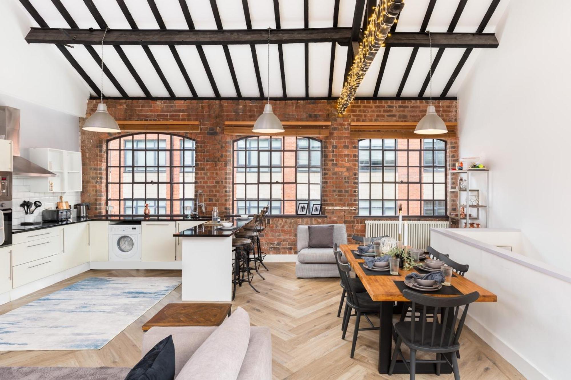 High End Luxury Townhouse In Jq, 4 Bedrooms, Flat Screen Tv In All Rooms, Free Parking, Near Birmingham City Centre Deposit Required Exterior foto
