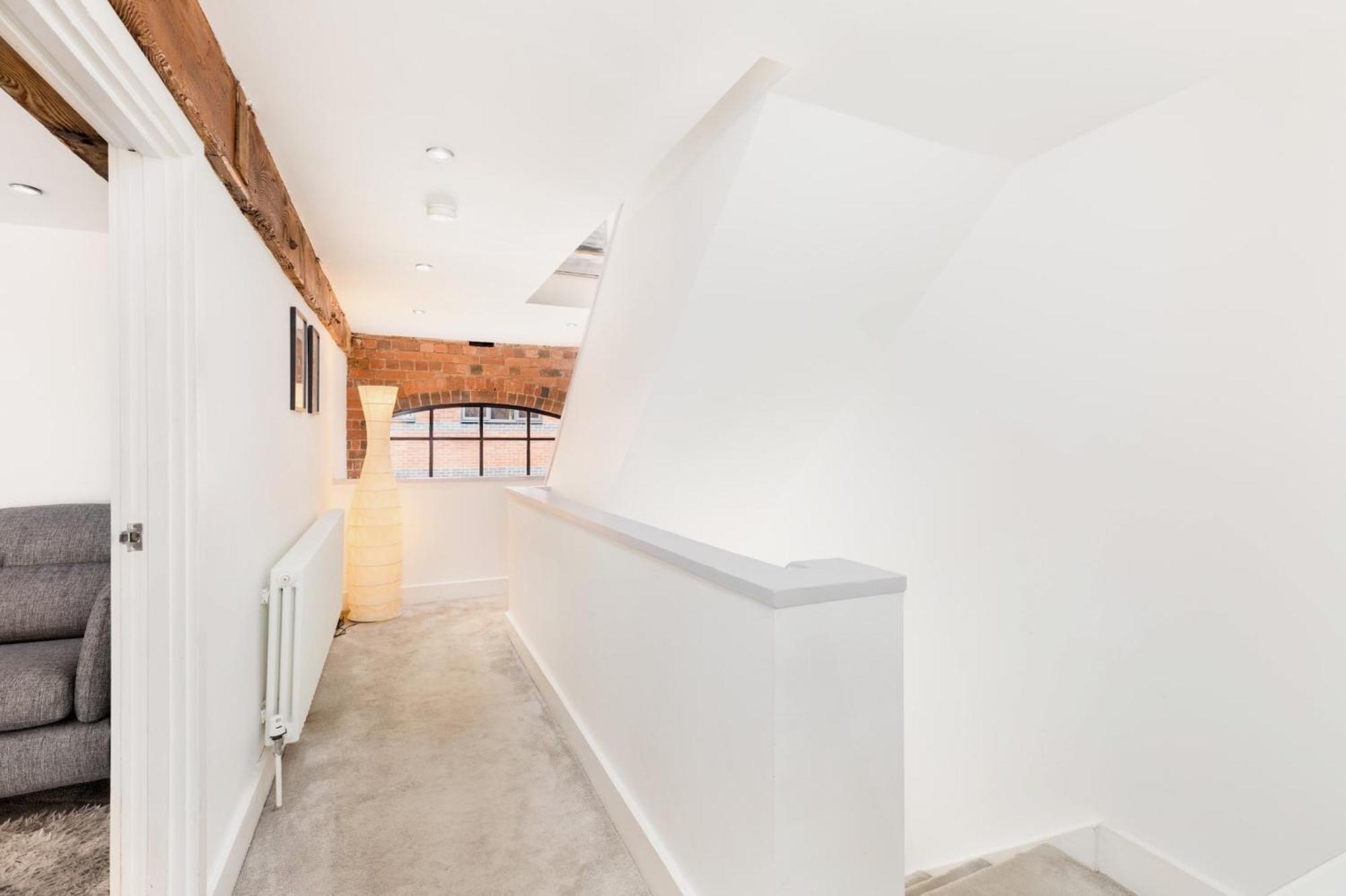 High End Luxury Townhouse In Jq, 4 Bedrooms, Flat Screen Tv In All Rooms, Free Parking, Near Birmingham City Centre Deposit Required Exterior foto